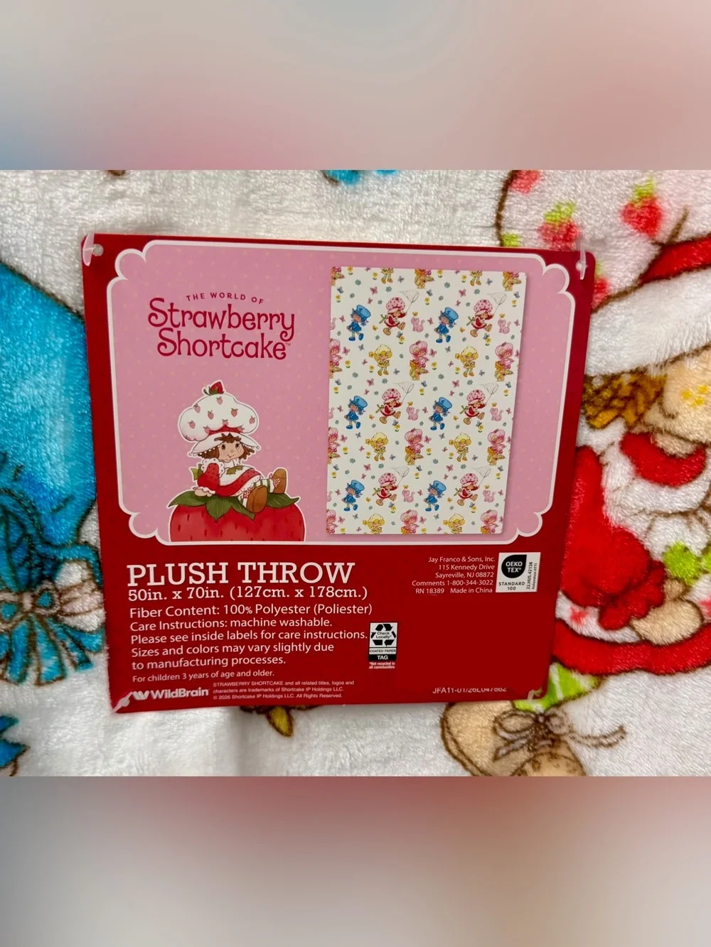 Strawberry shortcake plush blanket throw